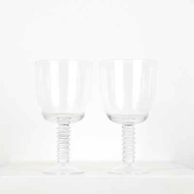 Verres à vin blanc en cristal